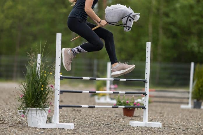 Hobby Horse : le sport balais à cheval qui cartonne